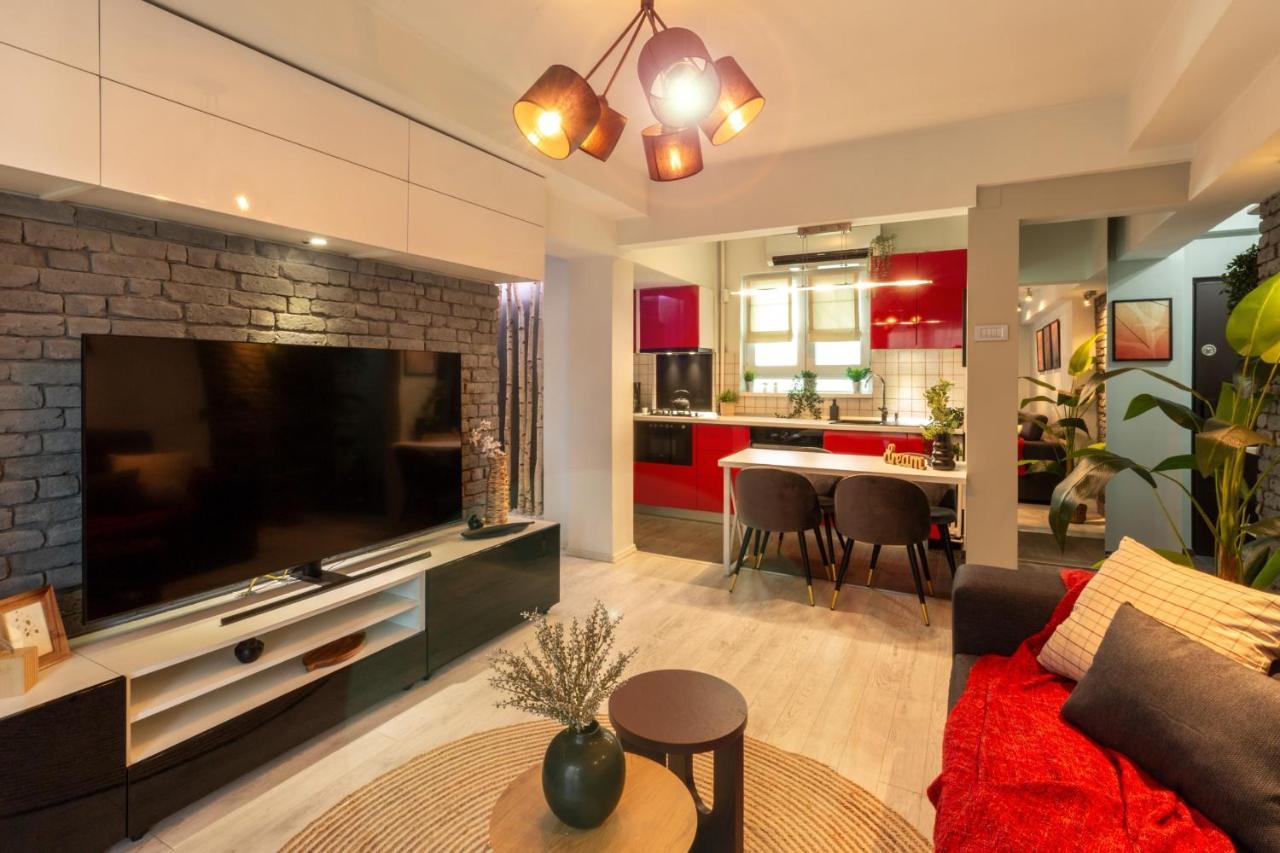 Modern 1Br Apt In The Old Town: The Perfect Choice Bucarest Extérieur photo
